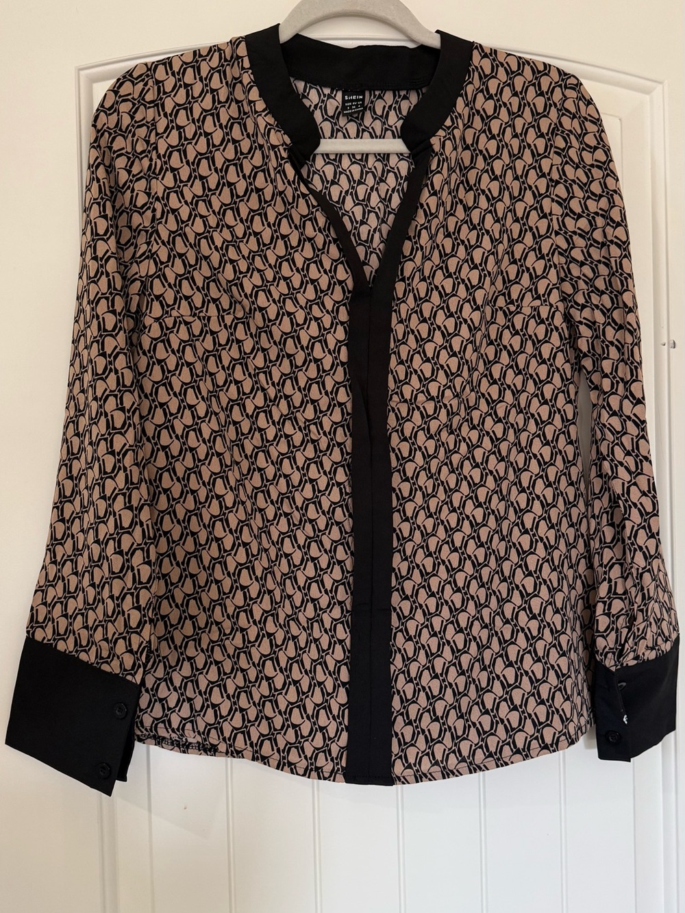 SHEIN Black-Trim Pink Geometric Long Sleeve Blouse